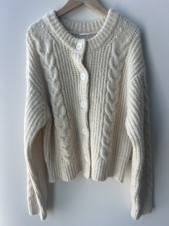 SWETER KWIECKI KWILKA KWIECKI