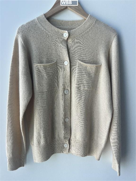 Sweter z kieszonkowym kieszonkowym kieszonkowym swetrem
